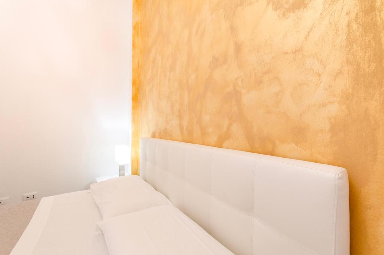Andrea Venice Flat Mezzanine Floor ภายนอก รูปภาพ