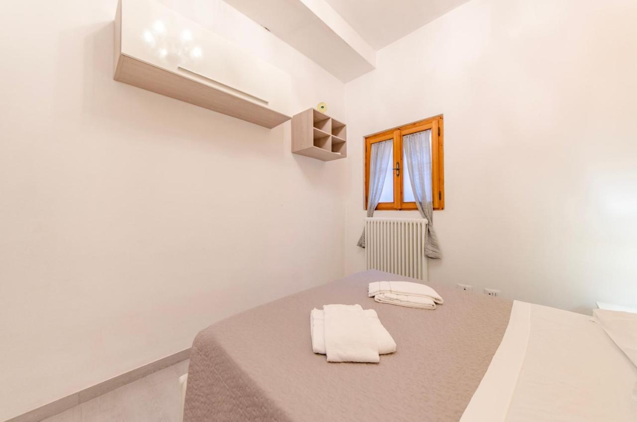 Andrea Venice Flat Mezzanine Floor ภายนอก รูปภาพ